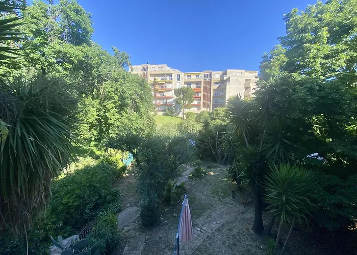 Apartment Ouest-cosy Studio, Clim Wifi